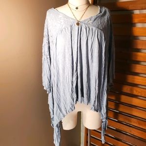 SS0423 M/L Light blue Shark bite hem Top
